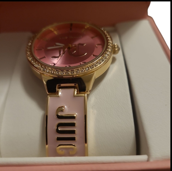 Juicy Couture Pink and Gold Women's Watch - Picture 4 of 10